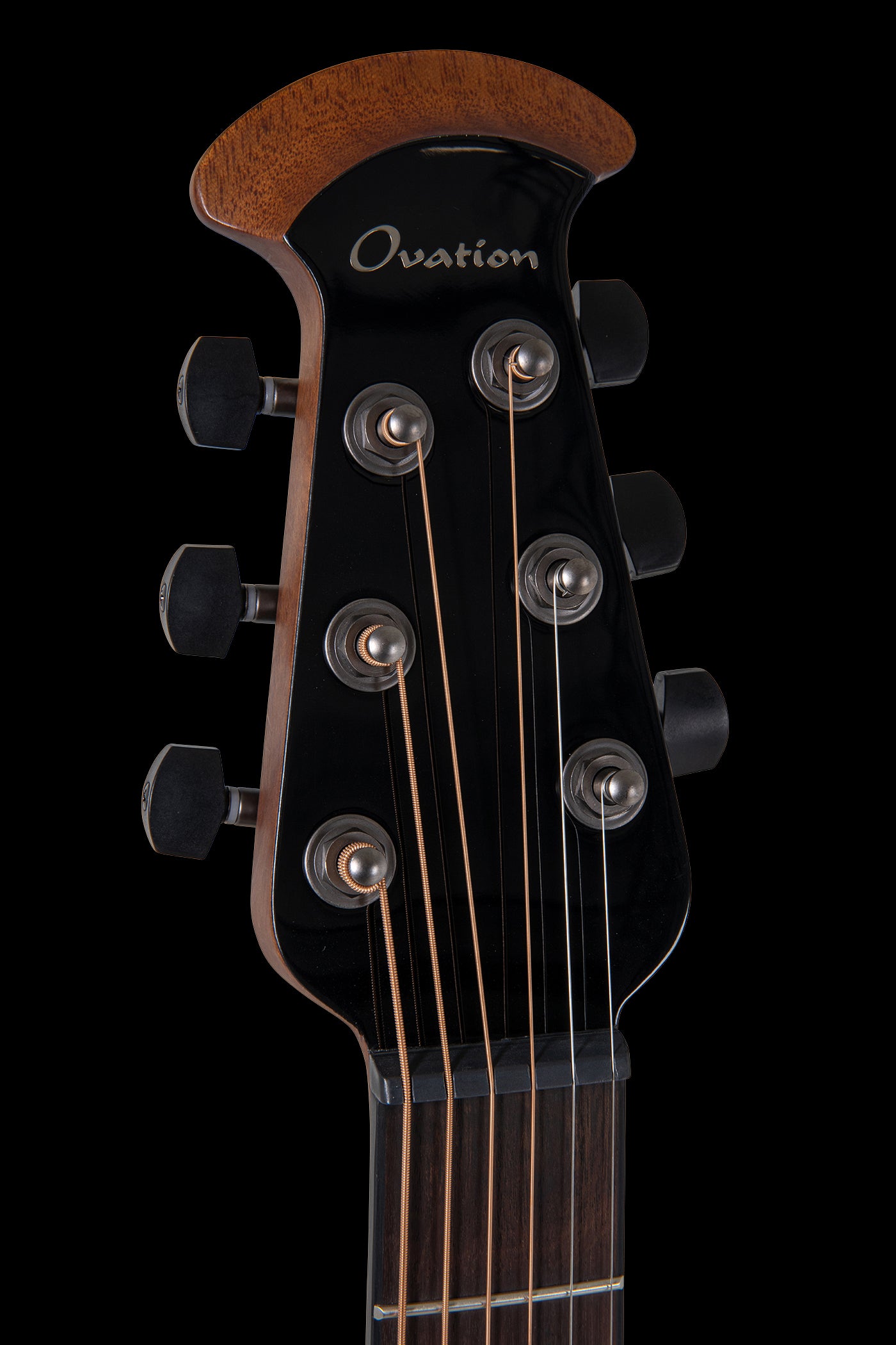 Ovation E-Acoustic Guitar Celebrity Standard Plus Mid Cutaway, Blue Flamed Maple