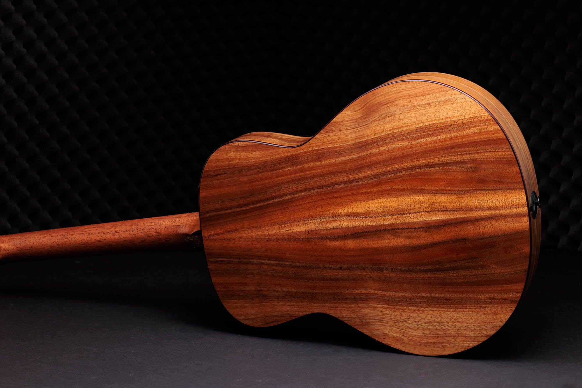 Taylor Custom #30: C721E B4030 – Grand Theater, Select Hawaiian Koa/Select Hawaiian Koa