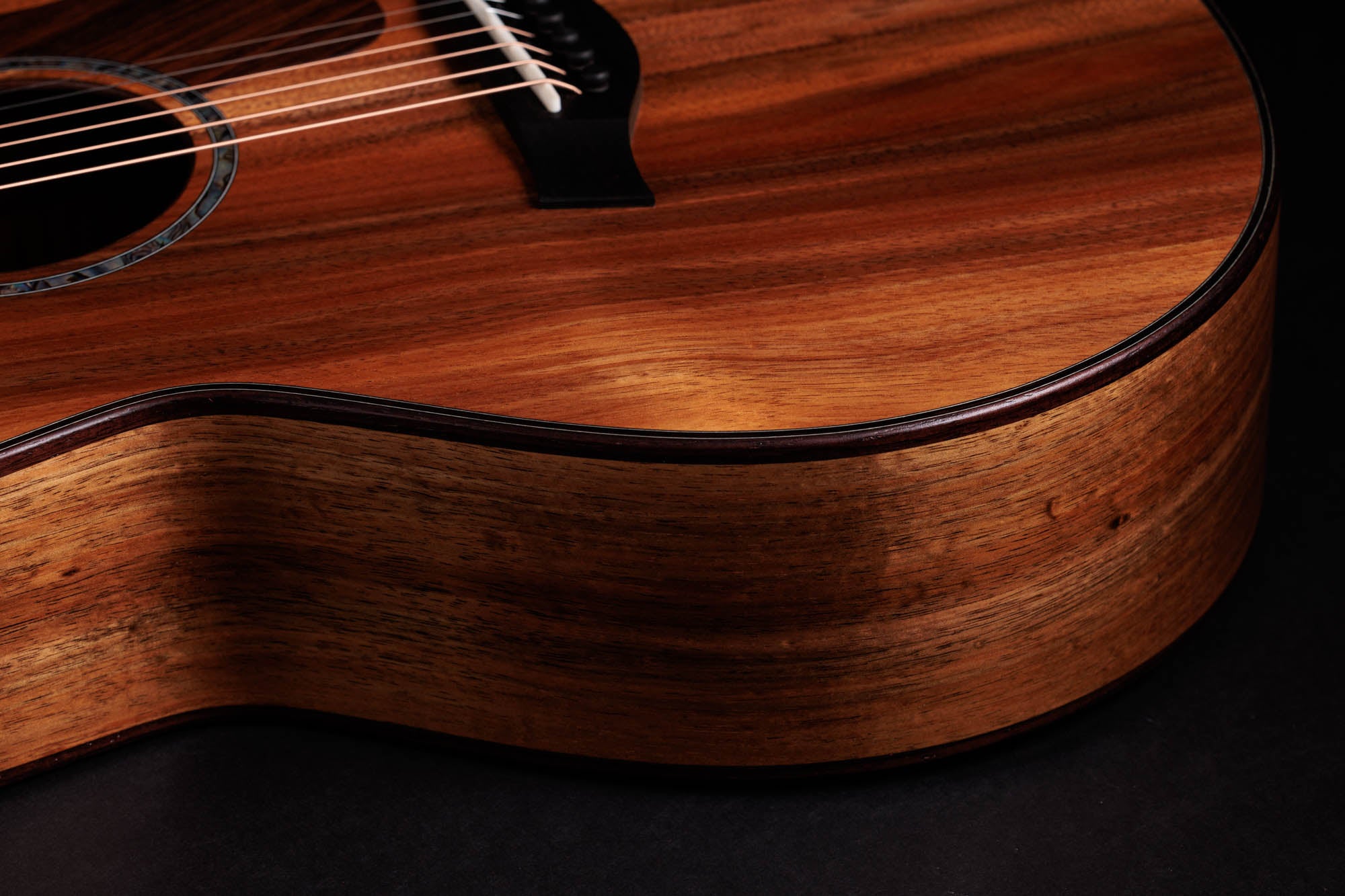 Taylor Custom #30: C721E B4030 – Grand Theater, Select Hawaiian Koa/Select Hawaiian Koa