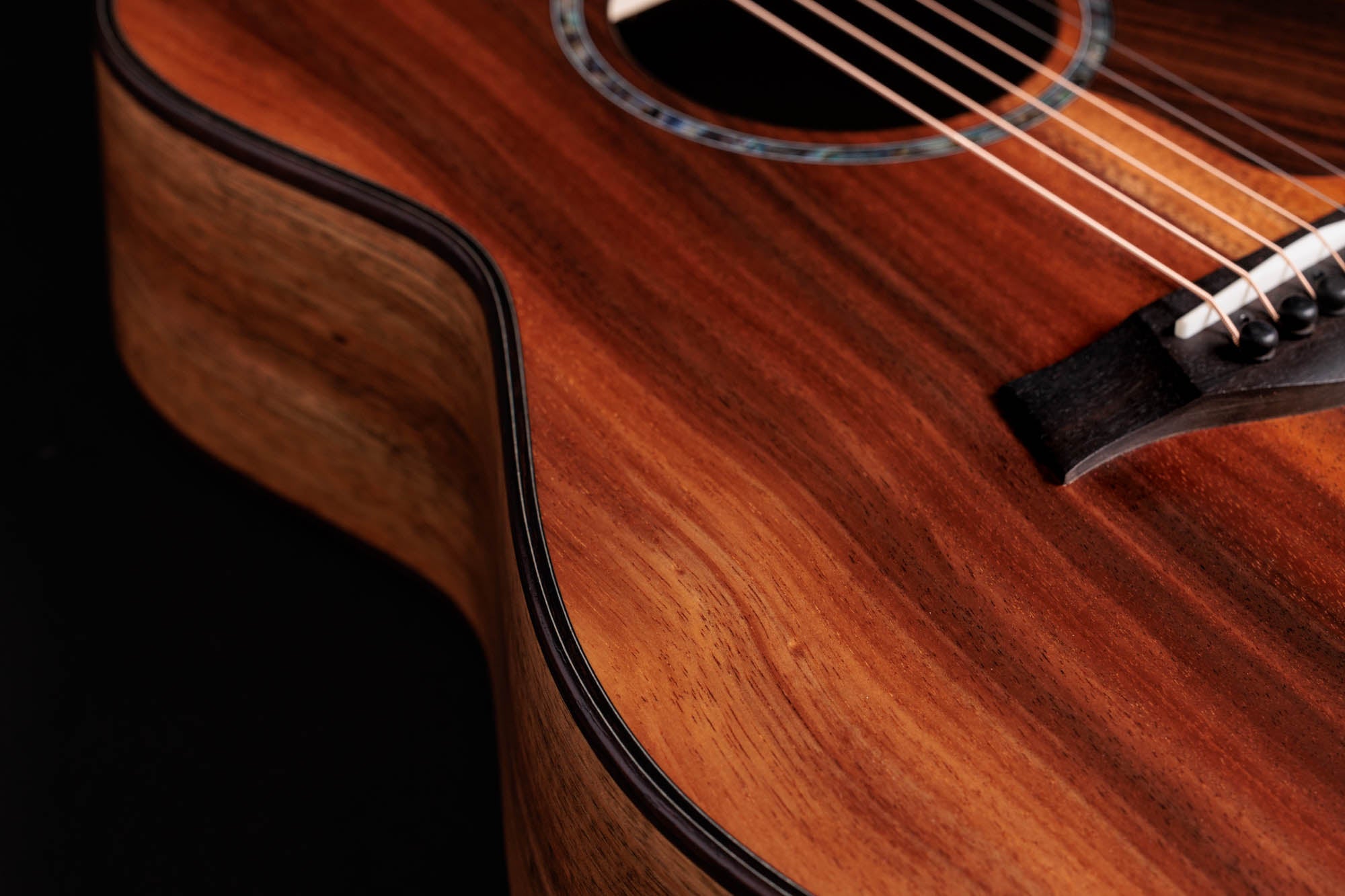 Taylor Custom #30: C721E B4030 – Grand Theater, Select Hawaiian Koa/Select Hawaiian Koa